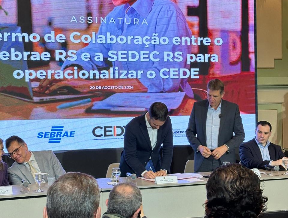 Assinatura do termo de cooperação